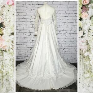 Vintage 70s Wedding Gown by Bridal Originals